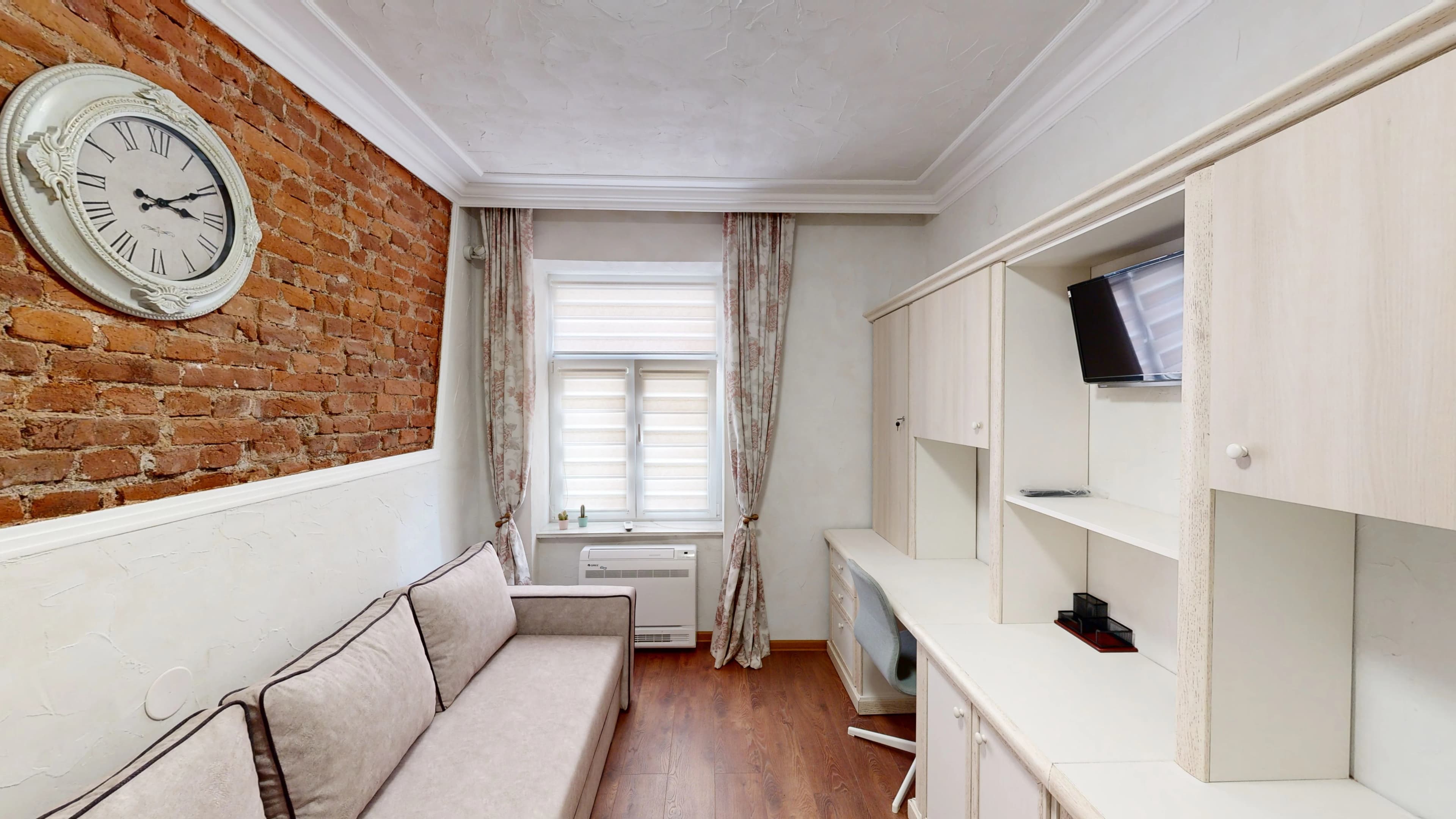 Central Modern 1BR Apartment - Image 3